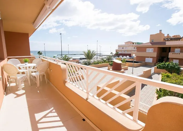 Piso Amplio Y Luminoso Pegado Al Mar